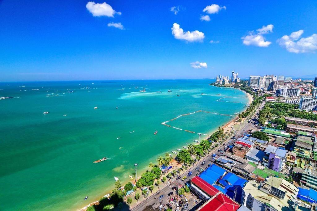 B2 South Pattaya Premier Hotel Екстериор снимка