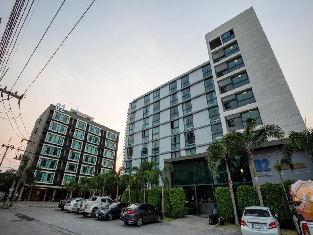 B2 South Pattaya Premier Hotel Екстериор снимка