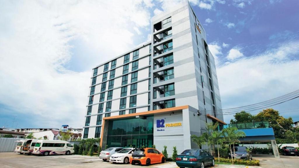 B2 South Pattaya Premier Hotel Екстериор снимка