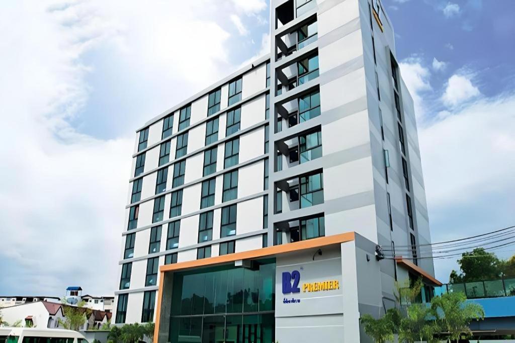 B2 South Pattaya Premier Hotel Екстериор снимка