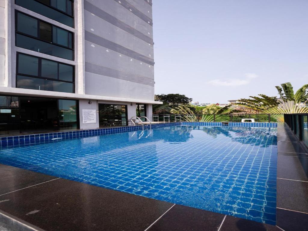B2 South Pattaya Premier Hotel Екстериор снимка