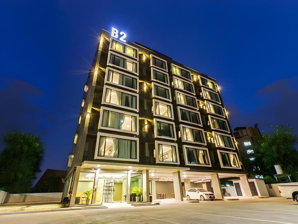 B2 South Pattaya Premier Hotel Екстериор снимка