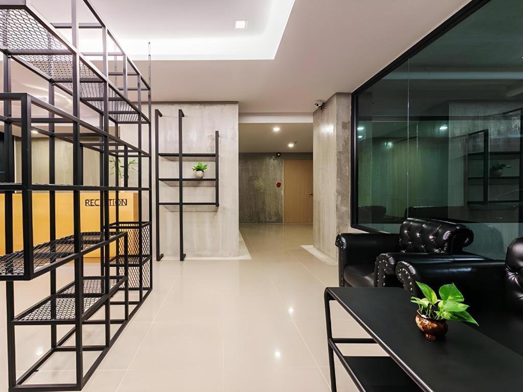 B2 South Pattaya Premier Hotel Екстериор снимка