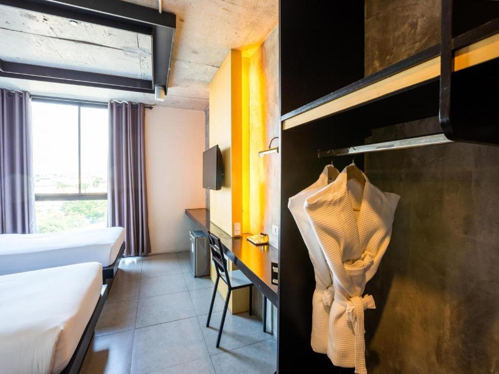 B2 South Pattaya Premier Hotel Екстериор снимка
