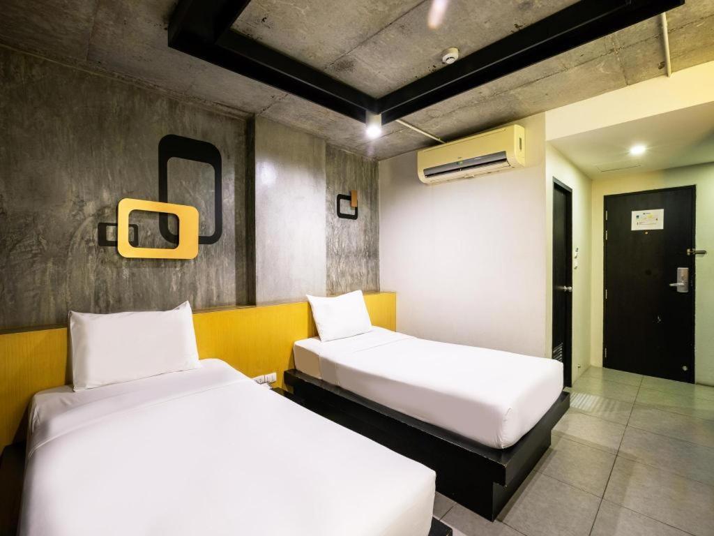 B2 South Pattaya Premier Hotel Екстериор снимка