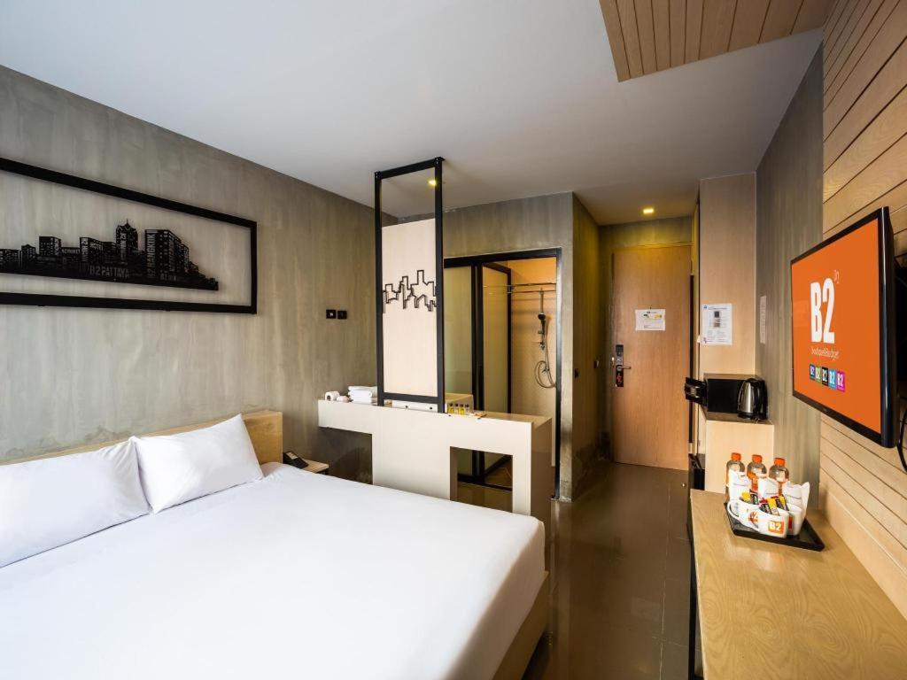 B2 South Pattaya Premier Hotel Екстериор снимка