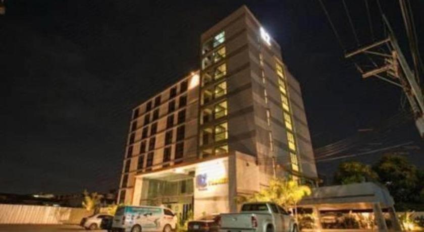 B2 South Pattaya Premier Hotel Екстериор снимка