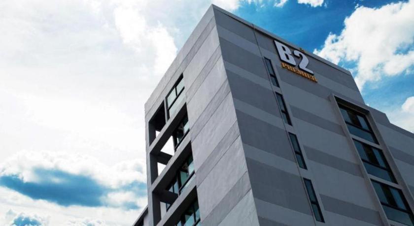 B2 South Pattaya Premier Hotel Екстериор снимка