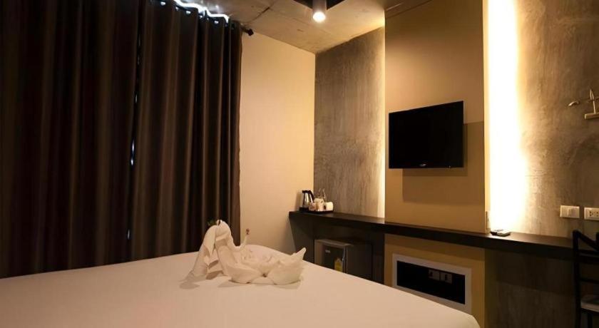 B2 South Pattaya Premier Hotel Екстериор снимка
