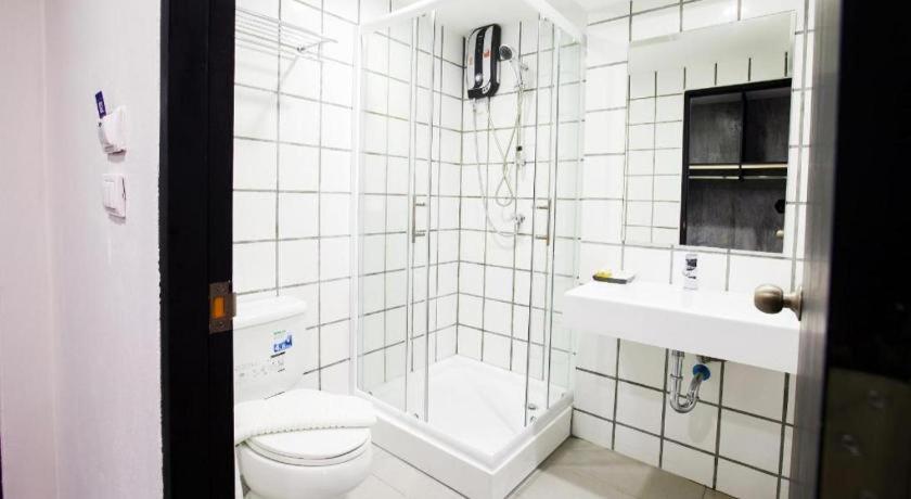 B2 South Pattaya Premier Hotel Екстериор снимка