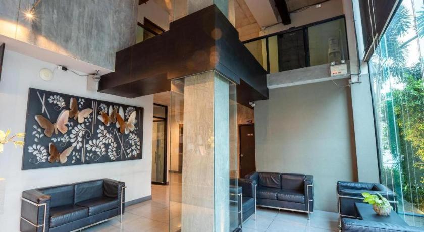 B2 South Pattaya Premier Hotel Екстериор снимка