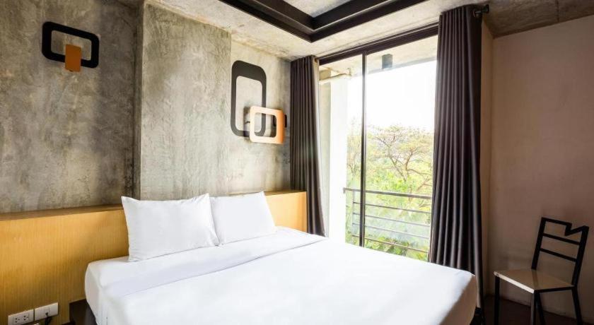 B2 South Pattaya Premier Hotel Екстериор снимка